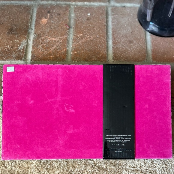 Ellen Tracy Jewelry Tray Organizer. - Picture 2 of 2